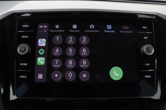 Volkswagen Passat - Afbeelding 27 van 30