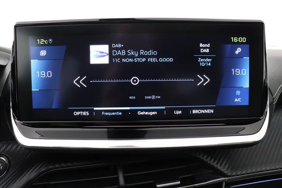 Peugeot e-2008 - Afbeelding 27 van 30