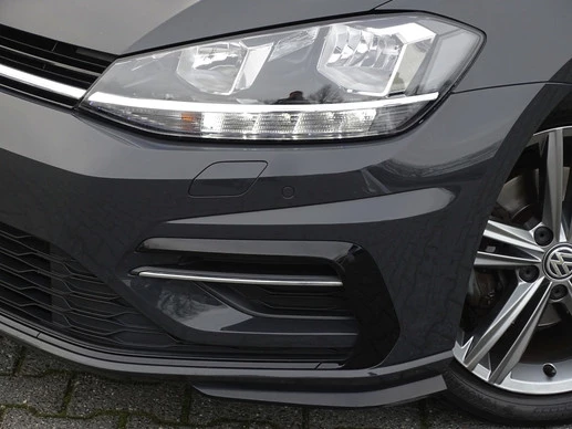 Volkswagen Golf - Afbeelding 22 van 30