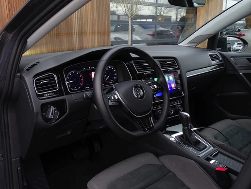 Volkswagen Golf - Afbeelding 15 van 30