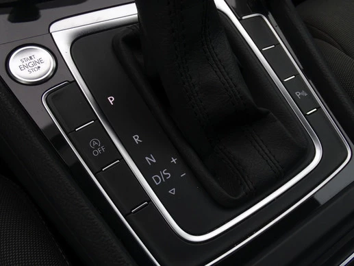 Volkswagen Golf - Afbeelding 25 van 30