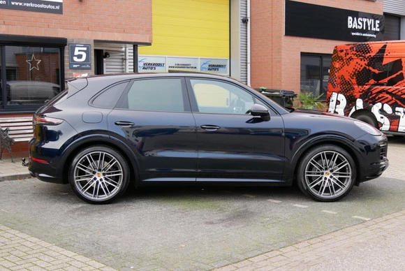 Porsche Cayenne - Afbeelding 4 van 17