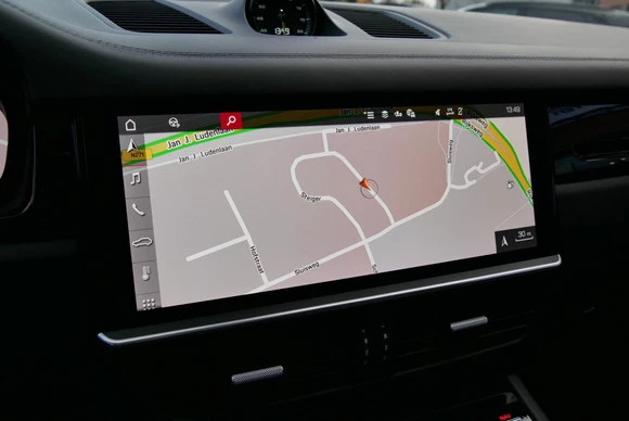 Porsche Cayenne - Afbeelding 10 van 17