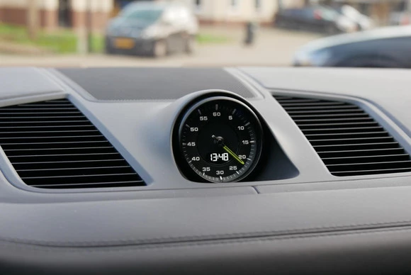 Porsche Cayenne - Afbeelding 15 van 17