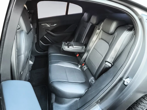 Jaguar I-PACE - Afbeelding 11 van 30