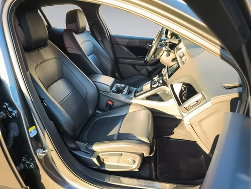 Jaguar I-PACE - Afbeelding 13 van 30