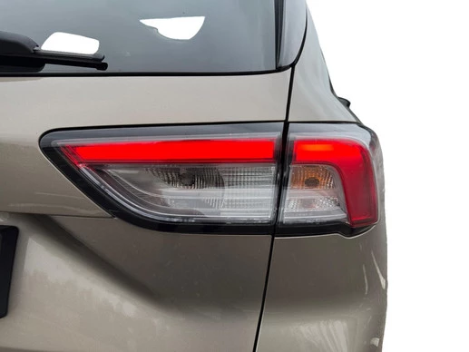 Ford Kuga - Afbeelding 17 van 30