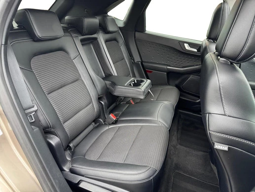 Ford Kuga - Afbeelding 25 van 30