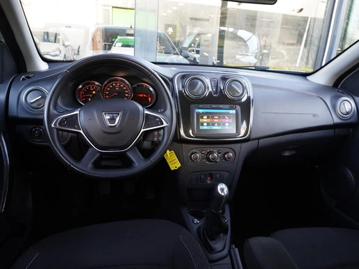 Dacia Sandero - Afbeelding 2 van 30