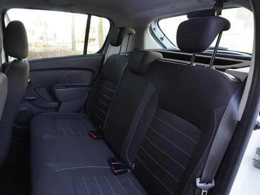 Dacia Sandero - Afbeelding 18 van 30