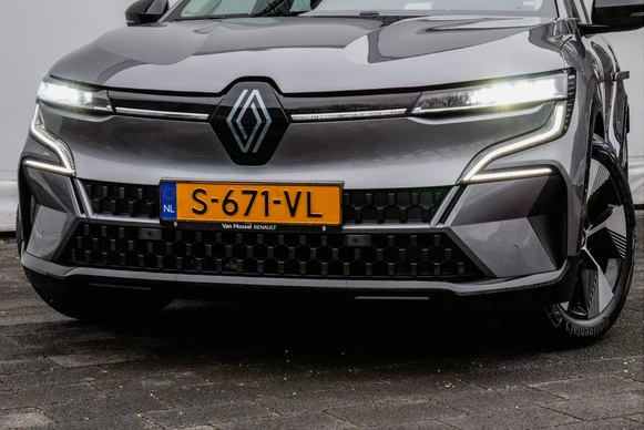 Renault Megane E-Tech - Afbeelding 2 van 30