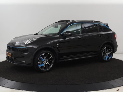 Lynk & Co 01 - Afbeelding 1 van 30