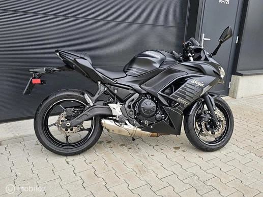 Kawasaki Ninja 650 - Afbeelding 4 van 10