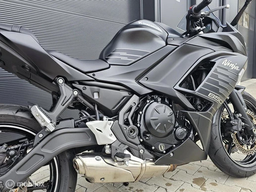 Kawasaki Ninja 650 - Afbeelding 8 van 10