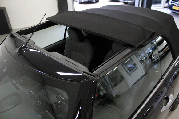 MINI Cooper Cabrio - Afbeelding 18 van 30