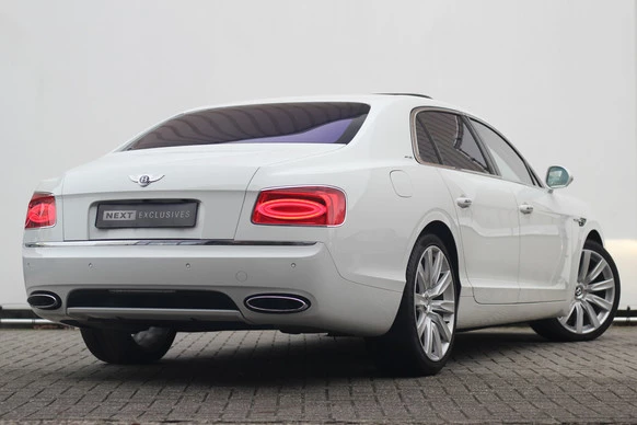 Bentley Flying Spur - Afbeelding 12 van 30