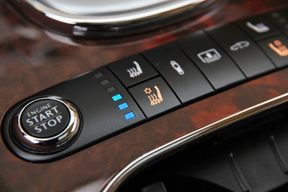 Bentley Flying Spur - Afbeelding 26 van 30