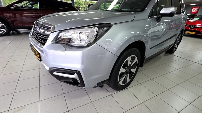 Subaru Forester - Afbeelding 10 van 30