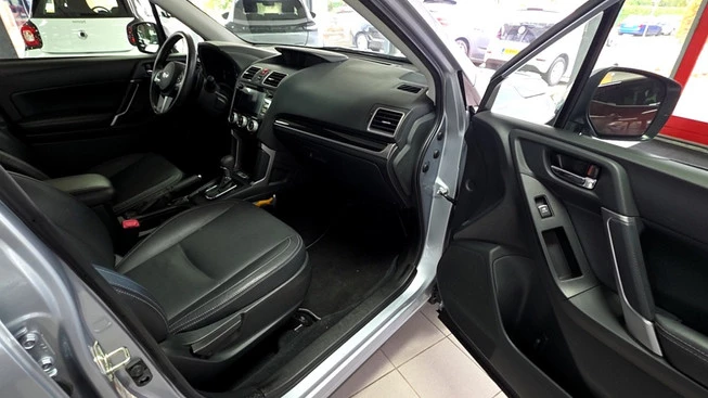 Subaru Forester - Afbeelding 13 van 30