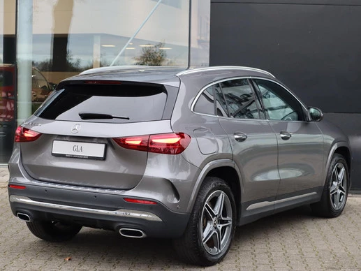 Mercedes-Benz GLA - Afbeelding 2 van 30