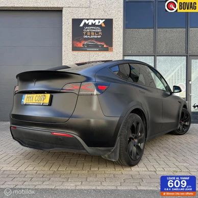 Tesla Model Y - Afbeelding 1 van 23