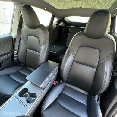 Tesla Model Y - Afbeelding 9 van 23