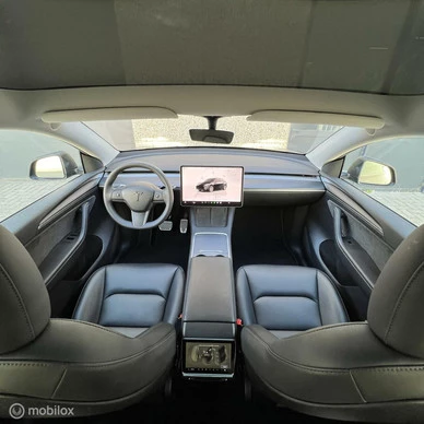 Tesla Model Y - Afbeelding 11 van 23