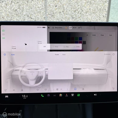 Tesla Model Y - Afbeelding 15 van 23