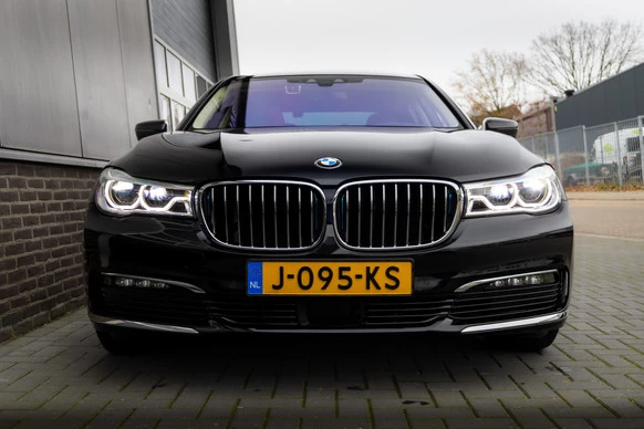 BMW 7 Serie - Afbeelding 4 van 30