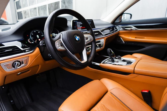 BMW 7 Serie - Afbeelding 4 van 30