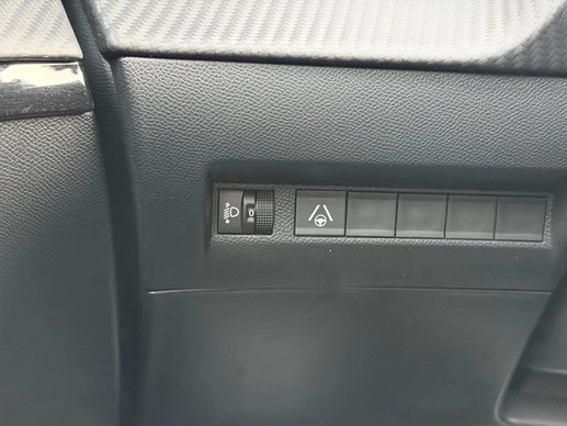 Peugeot 208 - Afbeelding 17 van 30