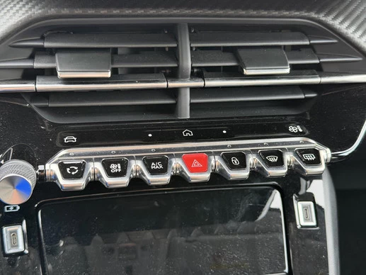 Peugeot 208 - Afbeelding 27 van 30