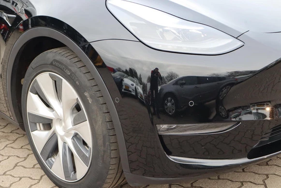 Tesla Model Y - Afbeelding 11 van 30