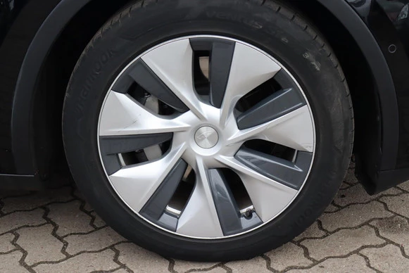 Tesla Model Y - Afbeelding 12 van 30