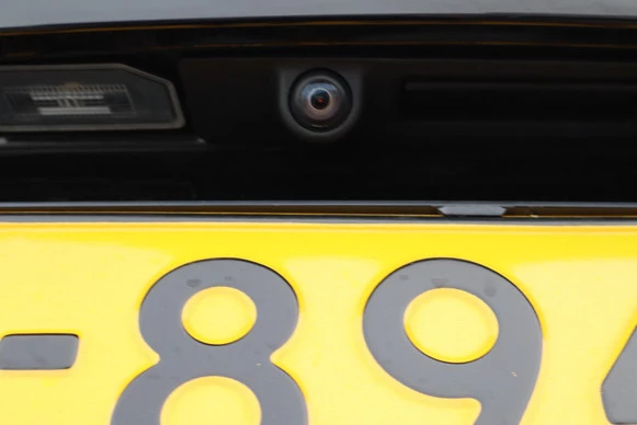 Tesla Model Y - Afbeelding 17 van 30