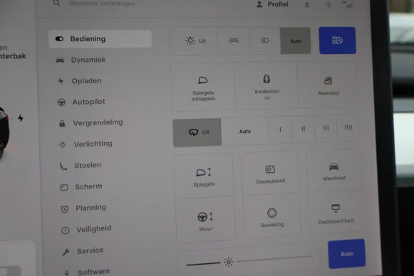 Tesla Model Y - Afbeelding 28 van 30