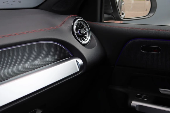 Mercedes-Benz EQB - Afbeelding 8 van 30