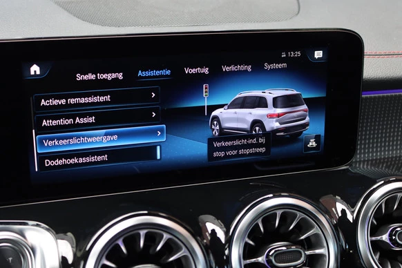 Mercedes-Benz EQB - Afbeelding 18 van 30