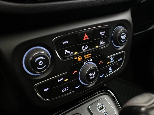 Jeep Compass - Afbeelding 23 van 30