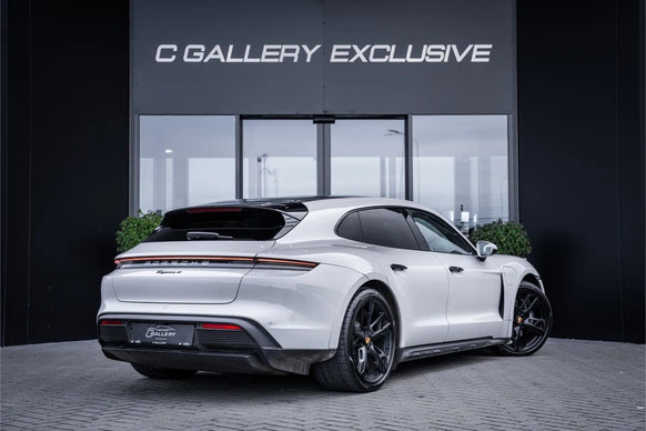 Porsche Taycan - Afbeelding 7 van 30