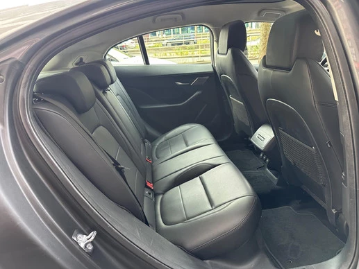 Jaguar I-PACE - Afbeelding 12 van 27