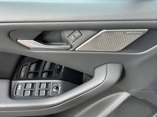 Jaguar I-PACE - Afbeelding 17 van 27