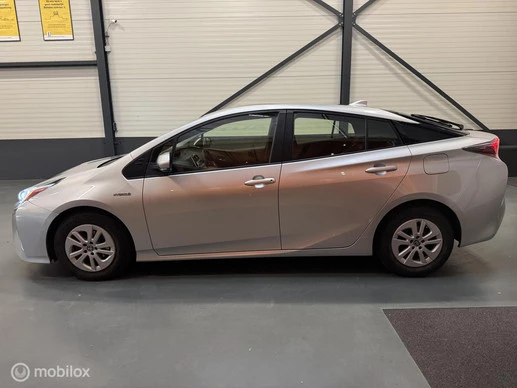 Toyota Prius - Afbeelding 16 van 28
