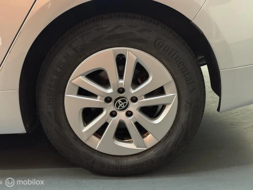Toyota Prius - Afbeelding 17 van 28