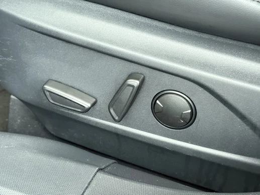 Ford Mustang Mach-E - Afbeelding 13 van 30