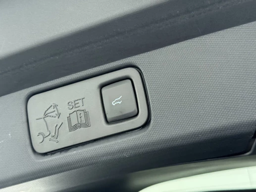 Ford Mustang Mach-E - Afbeelding 29 van 30