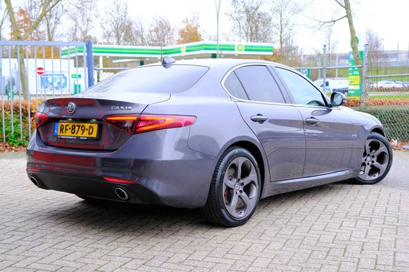 Alfa Romeo Giulia - Afbeelding 3 van 30