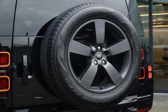 Land Rover Defender - Afbeelding 4 van 30