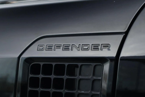 Land Rover Defender - Afbeelding 14 van 30