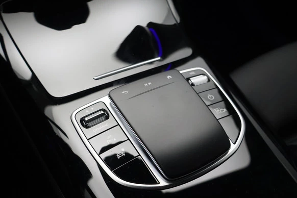 Mercedes-Benz EQC - Afbeelding 20 van 30